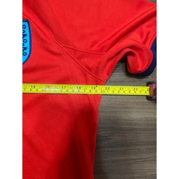 Nike England Soccer Team 2022 Away Red Dri-Fit Jersey Men's Sz M (DN0685-600) - Picture 6 of 10